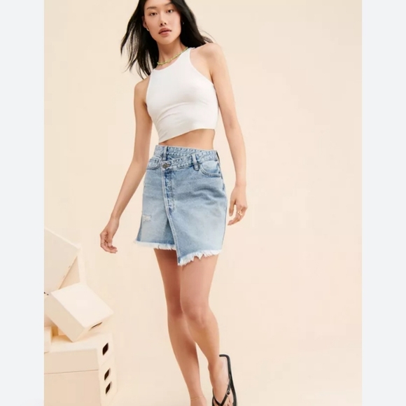 HIDDEN L.A New Jeans The Peyton Denim Asymmetrical Wrap Wrap Mini-Skirt Size L - Picture 4 of 16